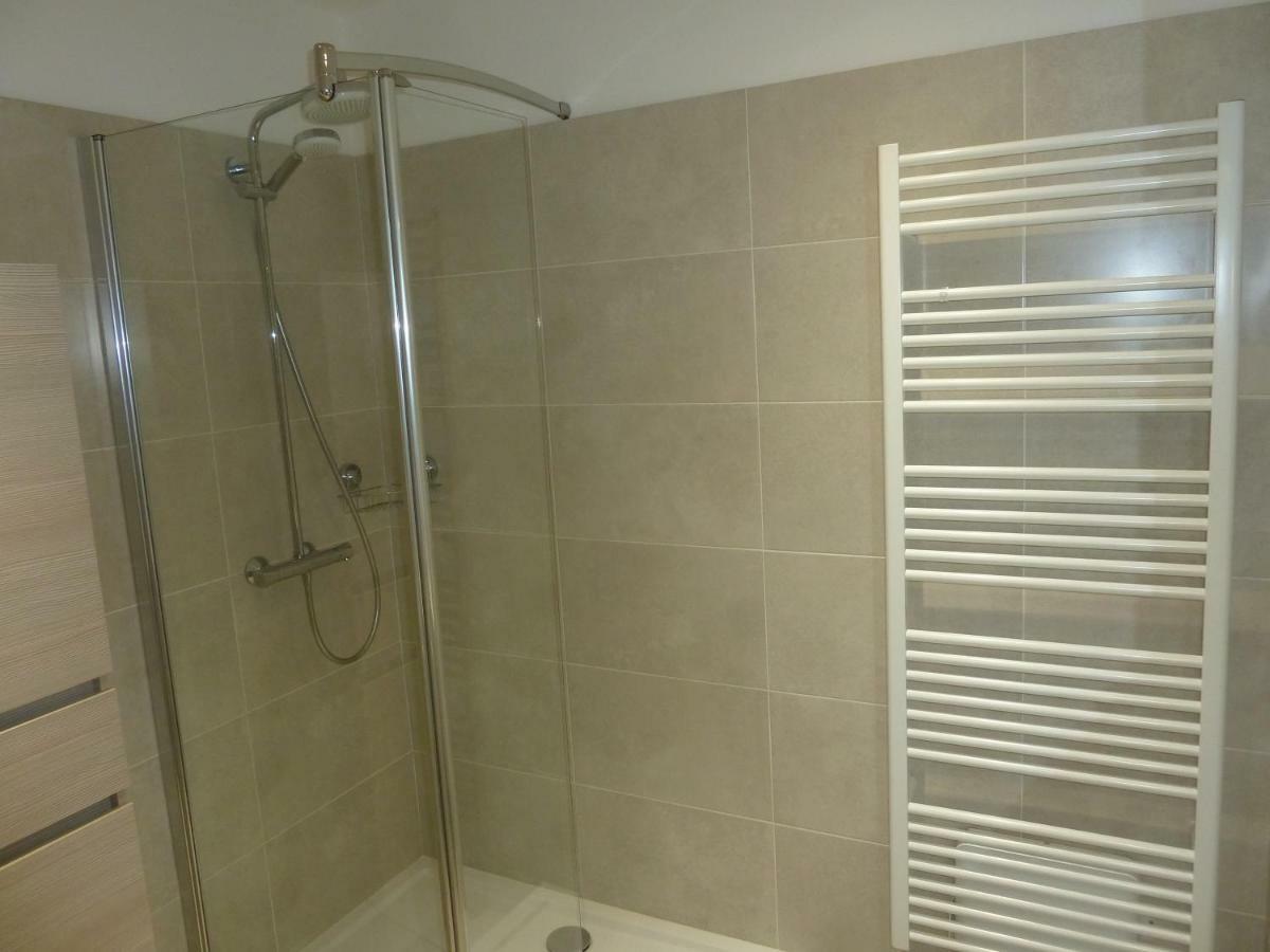 Cote Cour Apartment Bergues Bagian luar foto